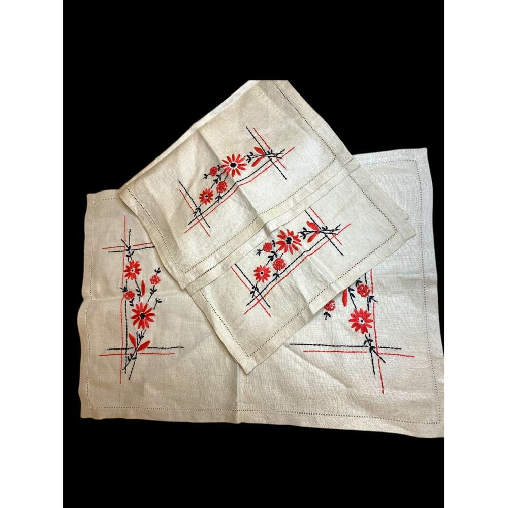 Vintage Embroidered Linen Napkins and Placemat Pink Black Natural